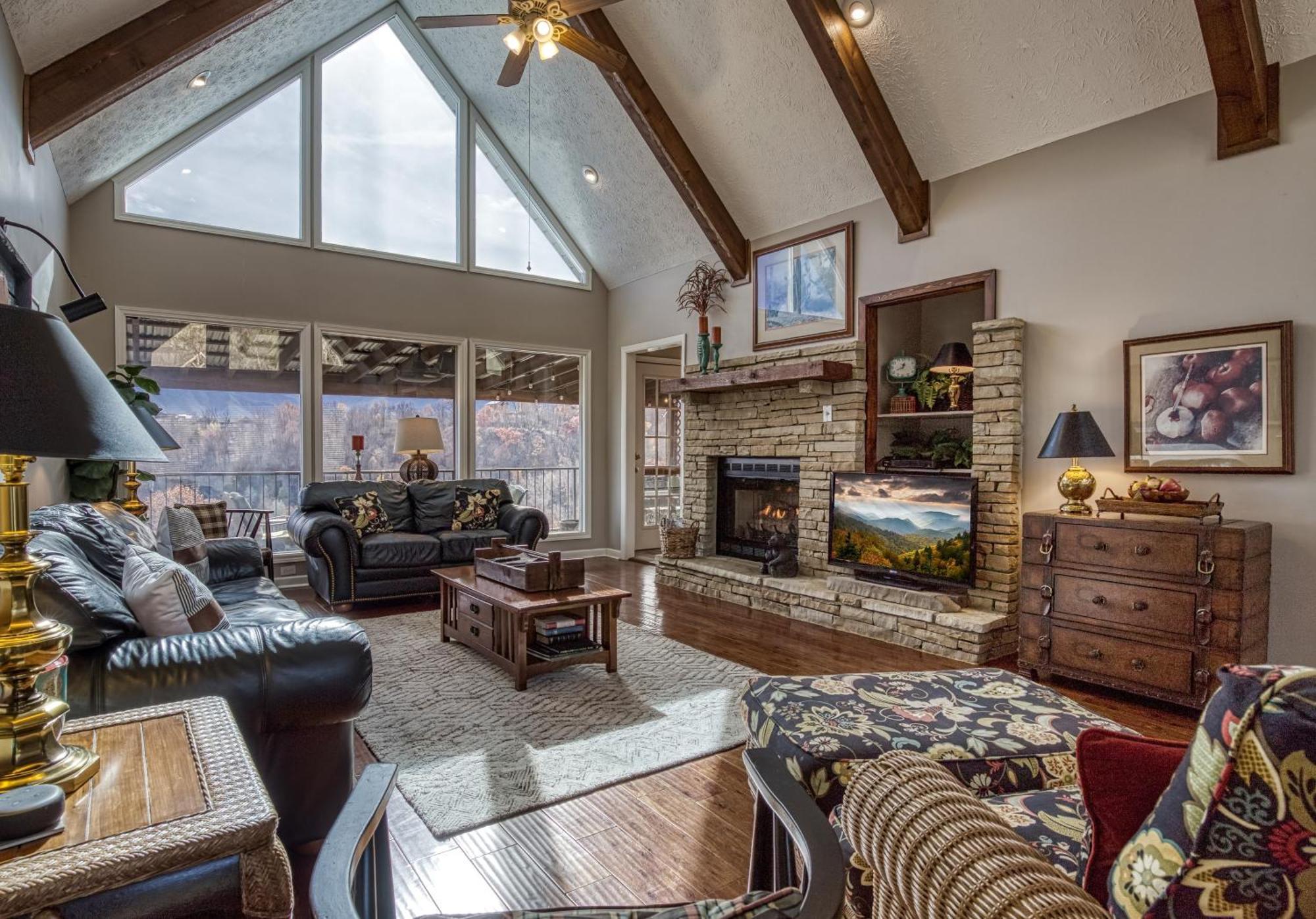 A Million Dollar View- Get 951 Worth Of Free Area Attraction Tickets For Each Paid Day! Villa Gatlinburg Exterior photo